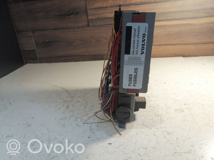 Volvo V70 Module de fusibles 8645729