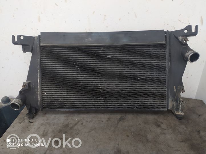 Chrysler Voyager Chłodnica powietrza doładowującego / Intercooler 