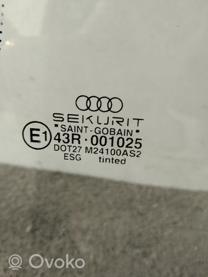 Audi A8 S8 D2 4D Vitre de fenêtre porte arrière 