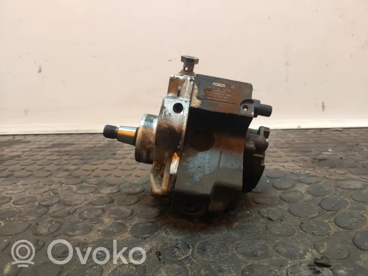 Volkswagen Touareg I Pompe d'injection de carburant à haute pression 059130755J