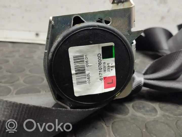 Opel Corsa E Etuistuimen turvavyö 617107600D