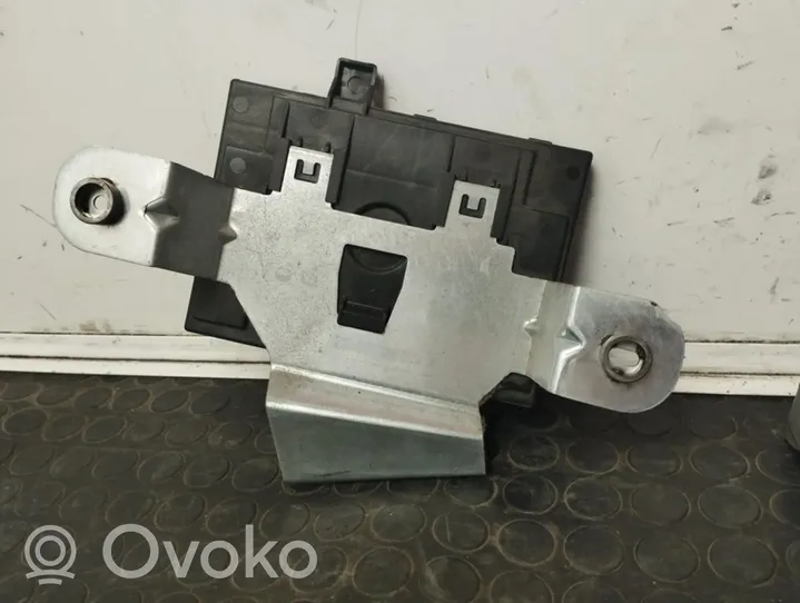 Ford Fiesta Sterownik / Moduł ECU 8v51-15k600-ch