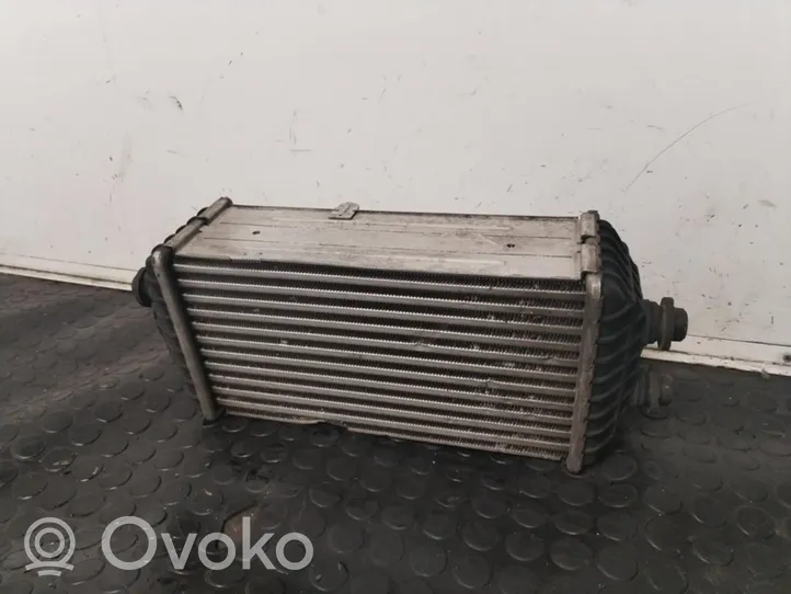 KIA Ceed Chłodnica powietrza doładowującego / Intercooler 28270-2A570