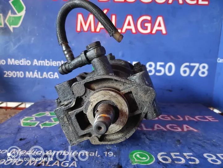 Renault Clio III Pompe d'injection de carburant à haute pression r9042a041a