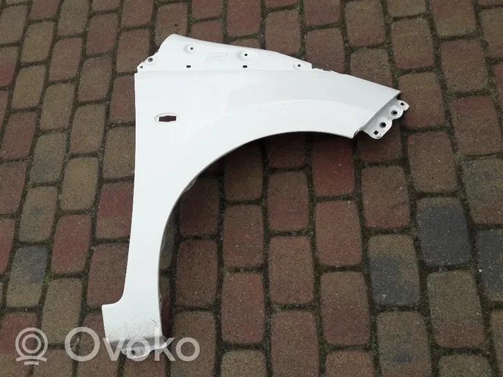 Toyota Aygo AB40 Błotnik przedni 53301-0H070