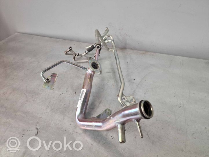 Volvo XC90 Tuyau de liquide de refroidissement moteur 31368821