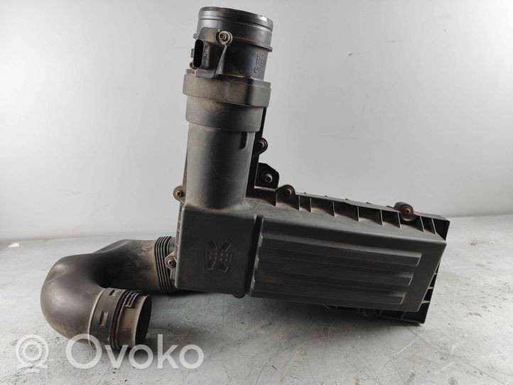 Volkswagen PASSAT CC Scatola del filtro dell’aria 1K0129607AG