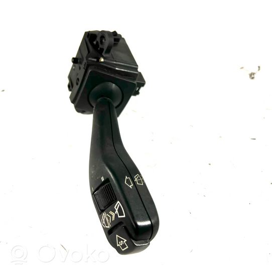 BMW 5 E39 Interruptor del limpiaparabrisas 8375407