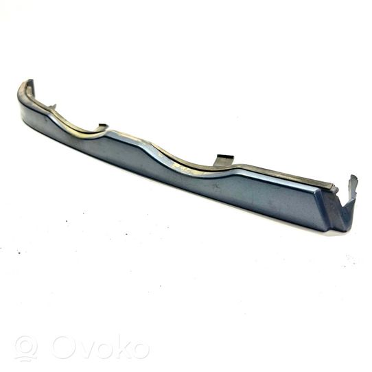 BMW 3 E46 Rivestimento sotto il faro/fanale 8208482