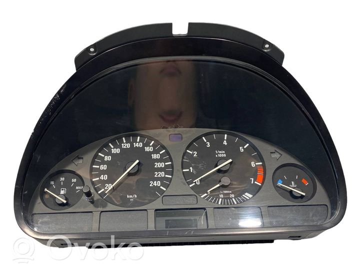 BMW 5 E39 Compteur de vitesse tableau de bord 8375900