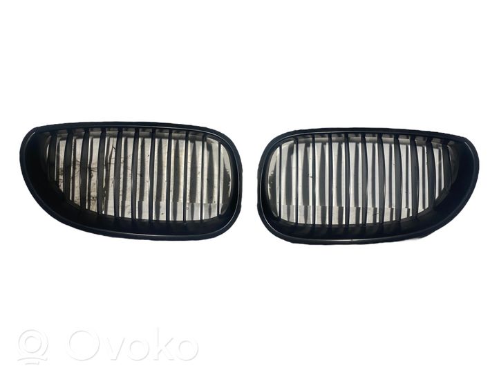 BMW X5 E53 Maskownica / Grill / Atrapa górna chłodnicy 