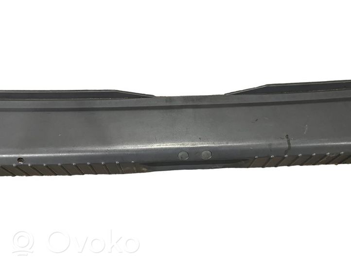 BMW 3 E36 Takaluukun koristelista 8165691