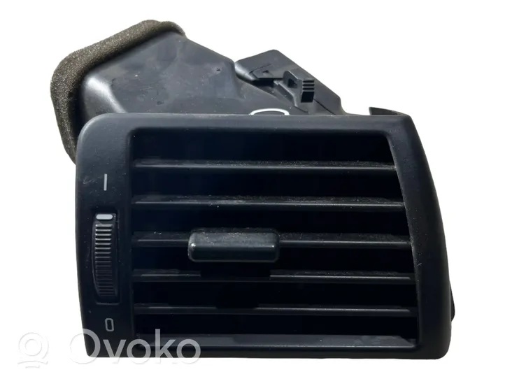 BMW 3 E46 Griglia di ventilazione centrale cruscotto 64228361898