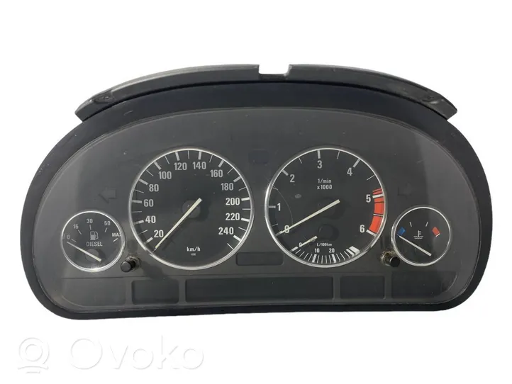 BMW 5 E39 Tachimetro (quadro strumenti) 8370086