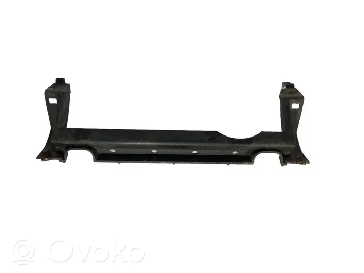 BMW 5 E39 Support de pare-chocs arrière 7901487