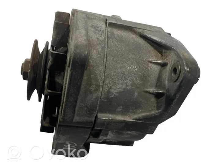 BMW 5 E34 Generatore/alternatore 0120469902