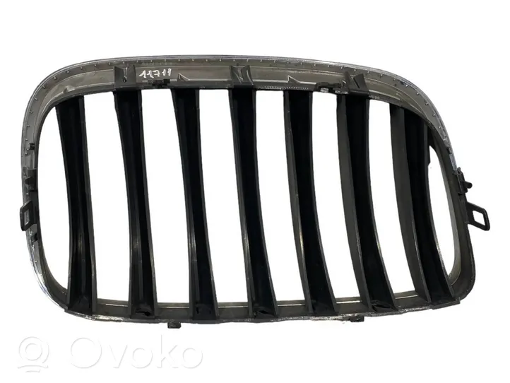 BMW X5 E70 Grille calandre supérieure de pare-chocs avant 7157687