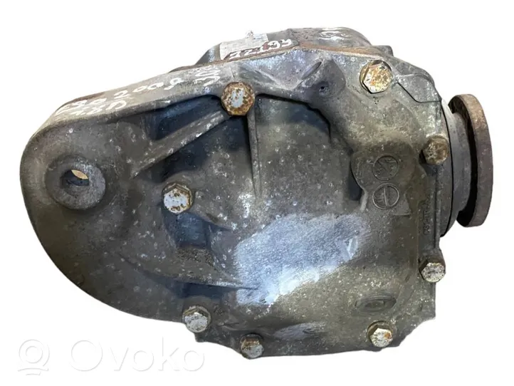 BMW 3 E90 E91 Rear differential 7598855