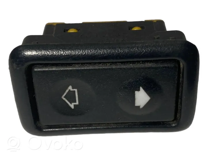 BMW 3 E36 Electric window control switch 8368941