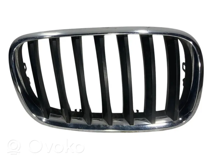 BMW X5 E70 Maskownica / Grill / Atrapa górna chłodnicy 7185224