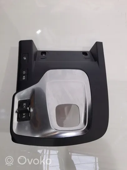 Jaguar E-Pace Rivestimento in plastica cornice della leva del cambio 