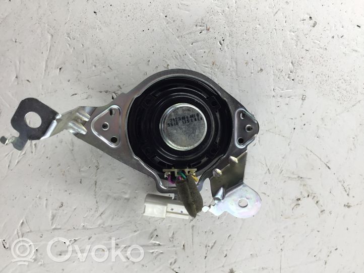 Toyota Land Cruiser (J150) Pannello altoparlante 5109V009698