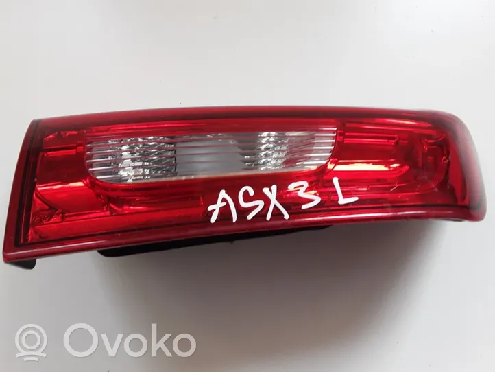 Mitsubishi ASX Tailgate rear/tail lights P9373