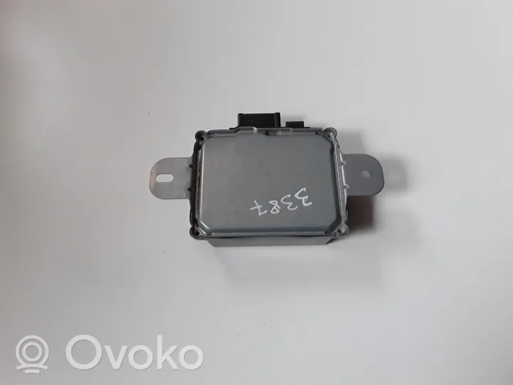 Opel Corsa E Moduł / Sterownik GPS 13384291