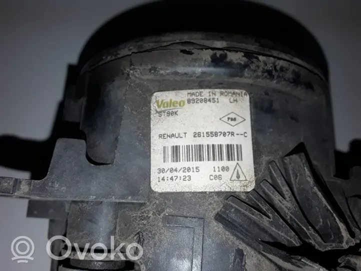 Renault Captur Światło przeciwmgłowe przednie 261558707R