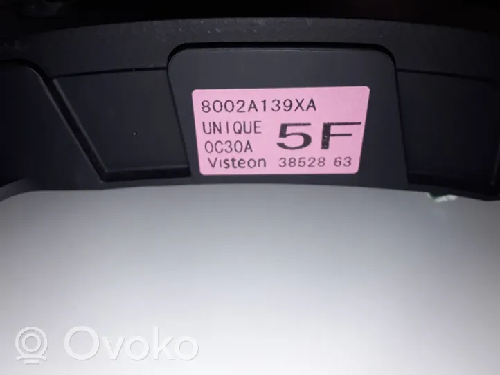 Citroen C-Crosser Console centrale, commande de multimédia l'unité principale 8002A139XA