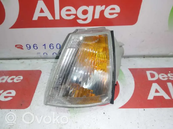 Renault Clio I Phare frontale 7701349981