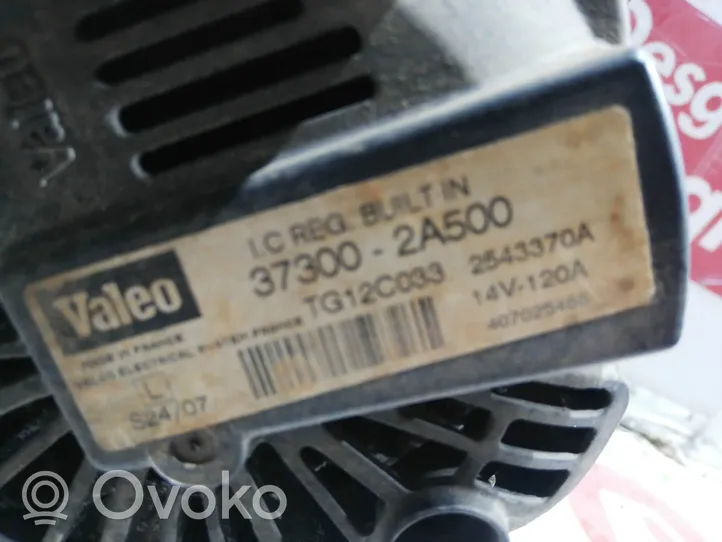 KIA Pro Cee'd I Alternator 373002A500