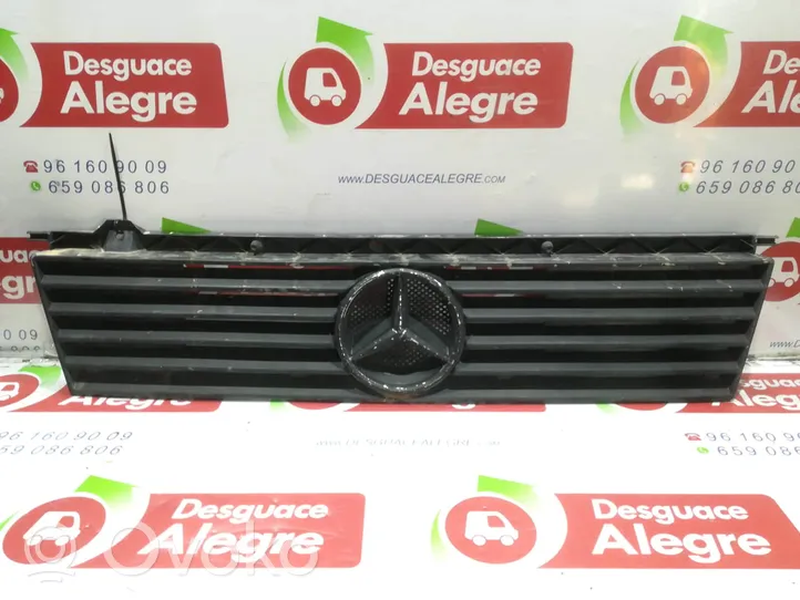 Mercedes-Benz 100 W631 Front grill 6317510218