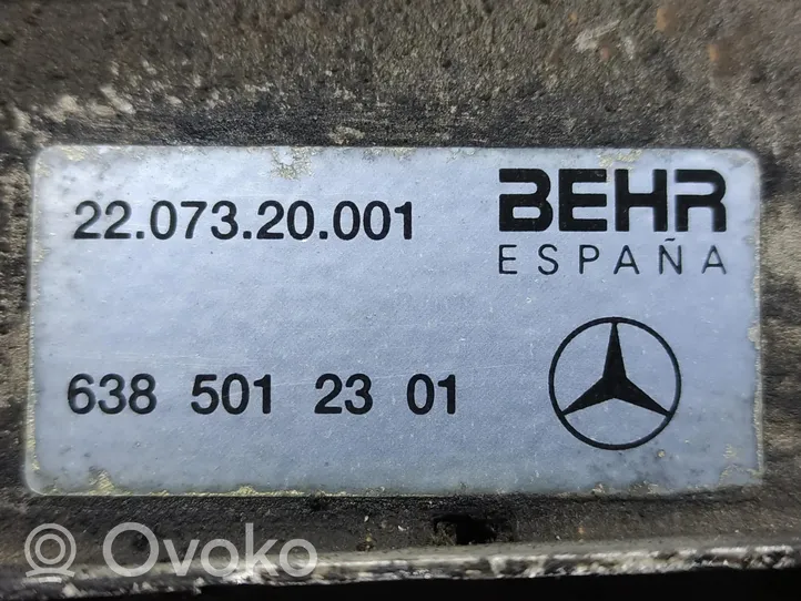 Mercedes-Benz Vito Viano W638 Radiador intercooler 6385012301