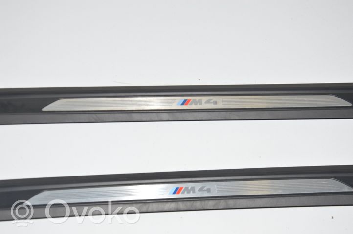 BMW M4 F82 F83 Autres éléments de garniture marchepied 