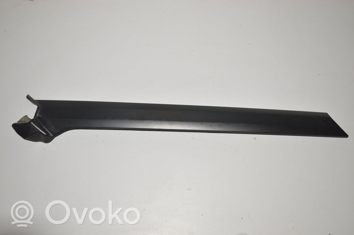 Land Rover Discovery 4 - LR4 B-pilarin verhoilu (yläosa) 6H2203065DC8PNP