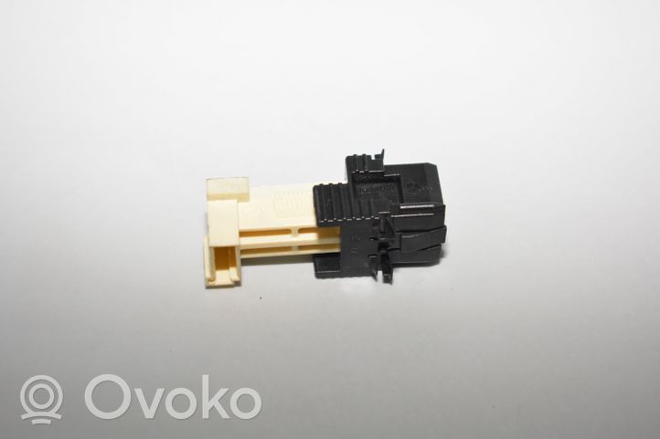 BMW 3 F30 F35 F31 Reversing light switch sensor 