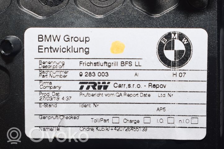 BMW i3 Boczna kratka nawiewu deski rozdzielczej 