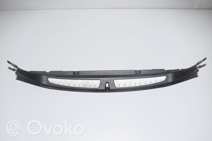 BMW 3 F30 F35 F31 Tailgate/boot lid lock trim 