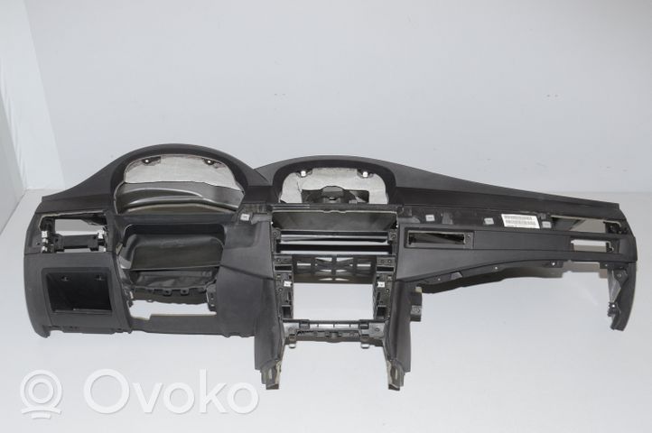 BMW 5 E60 E61 Panel de instrumentos 7063264