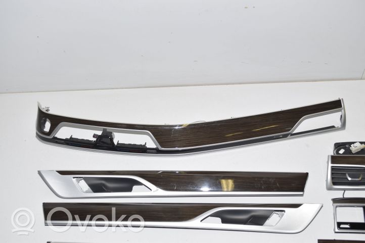 BMW 7 G11 G12 Set di rivestimento del pannello della portiera 9129468