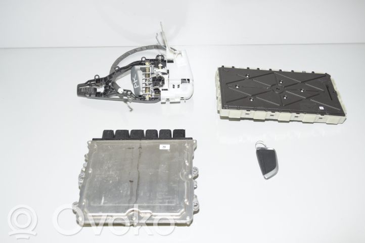 8593720 BMW 7 G11 G12 Engine ECU kit and lock set, 699.00 € | RRR 