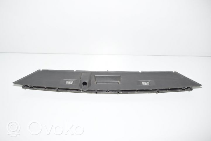 BMW X7 G07 Tailgate trim 7458169