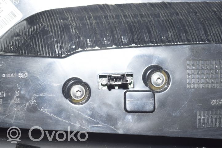 BMW i3 Lampy tylnej klapy bagażnika 7389606