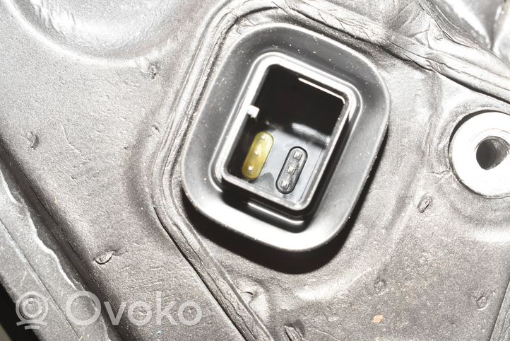 BMW 2 F46 Elektryczne lusterko boczne drzwi przednich 7421456