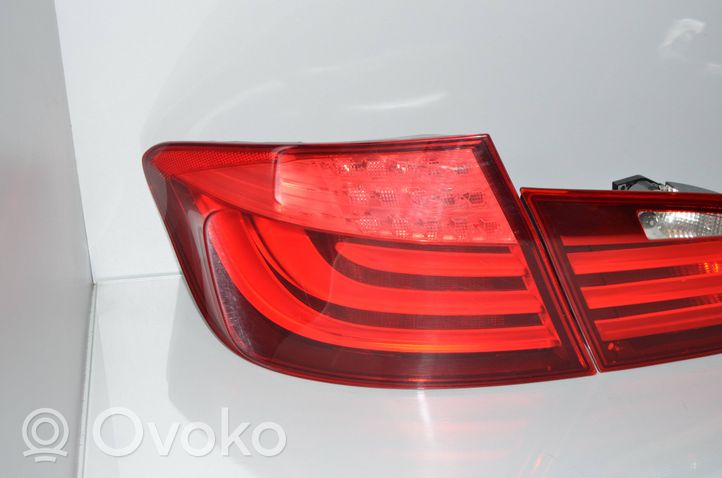 BMW 5 F10 F11 Lampy tylne / Komplet 7203225