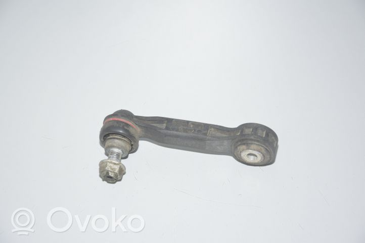 BMW 2 F46 Tylny łącznik stabilizatora 6862865