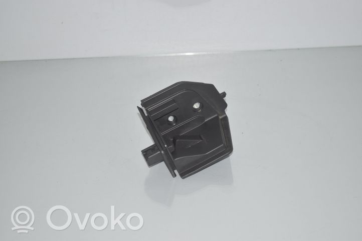 BMW 2 F46 Podpora mocowania półki bagażnika 7360971