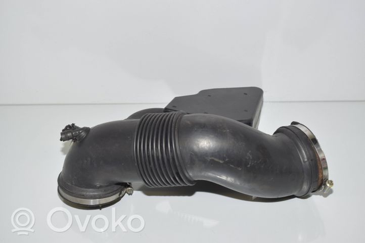 BMW X5 E53 Intake resonator 7523726