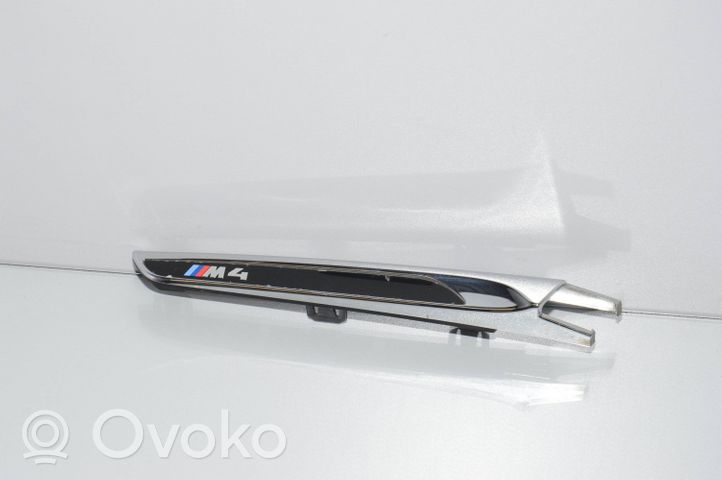 BMW 4 F32 F33 Litery / Emblematy na błotnik przedni 8055334